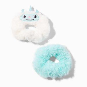 ❄️ Claire's Club Medium Yeti Hair Scrunchies - 2 Pack